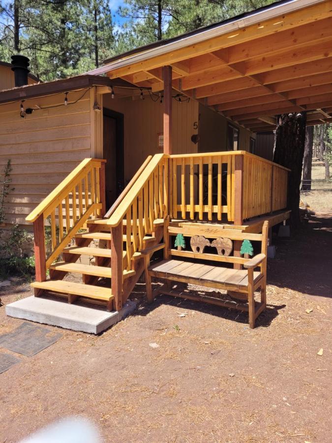 Greer Point Trails End Cabins Екстер'єр фото