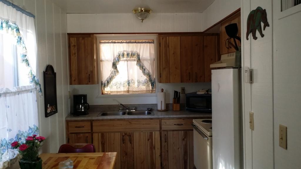 Greer Point Trails End Cabins Екстер'єр фото